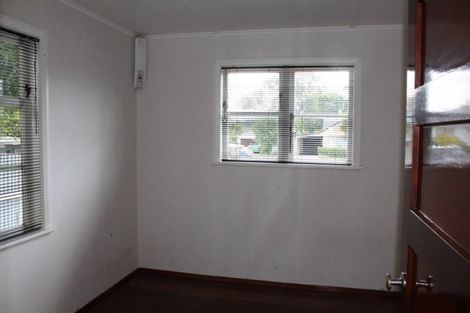 Photo of property in 12 Ranfurly Street, Dannevirke, 4930