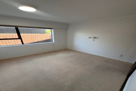 Photo of property in 2 Empire Road, Orewa, 0931