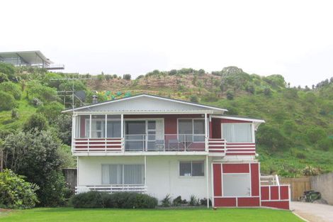 Photo of property in 68 Moana Road, Okitu, Gisborne, 4010