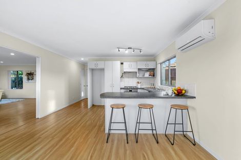 Photo of property in 9 Staten Place, Mangere, Auckland, 2022