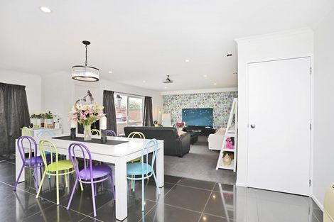 Photo of property in 16 Hoffman Court, Waikiwi, Invercargill, 9810