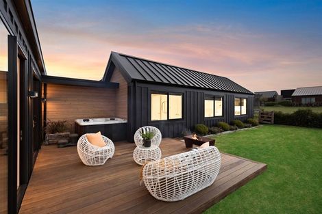 Photo of property in 20 Jacks Point Rise, Jacks Point, Queenstown, 9371