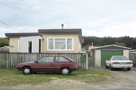 Photo of property in 172 Park Avenue, Waitarere Beach, Levin, 5510