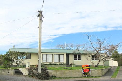 Photo of property in 15 Elizabeth Place, Clive, 4102