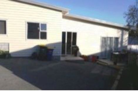 Photo of property in 9b Mackwood Place, Birkdale, Auckland, 0626