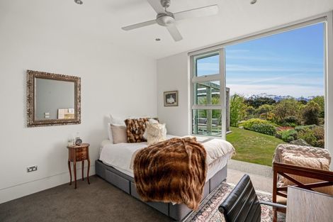 Photo of property in 14 Sunrise Bay Drive, Wanaka, 9305