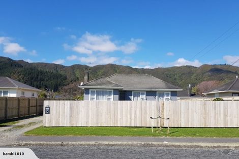 Photo of property in 42 Donnelley Drive, Wainuiomata, Lower Hutt, 5014