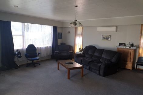 Photo of property in 5 Phillips Place, Havelock North, 4130