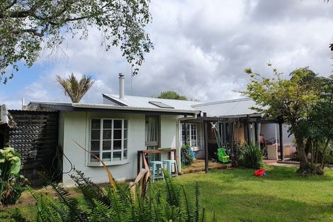 Photo of property in 3/9 Poinsettia Place, Henderson, Auckland, 0610