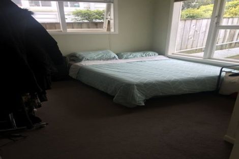 Photo of property in 18 Putnam Street, Northland, Wellington, 6012