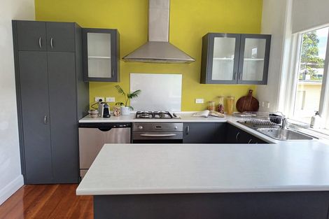 Photo of property in 34 Moana Road, Kelburn, Wellington, 6012