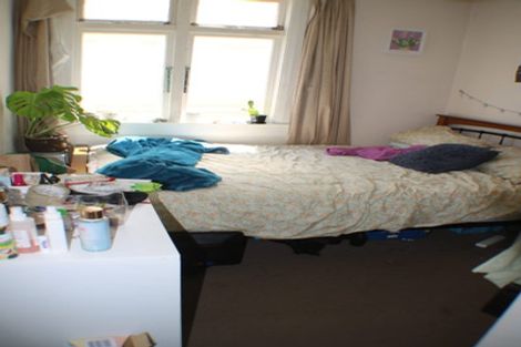 Photo of property in 73 Majoribanks Street, Mount Victoria, Wellington, 6011