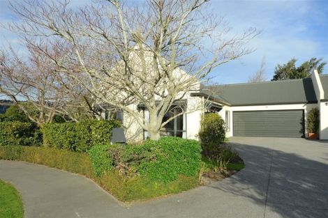Photo of property in 2/8 Hamish Place, Westmorland, Christchurch, 8025