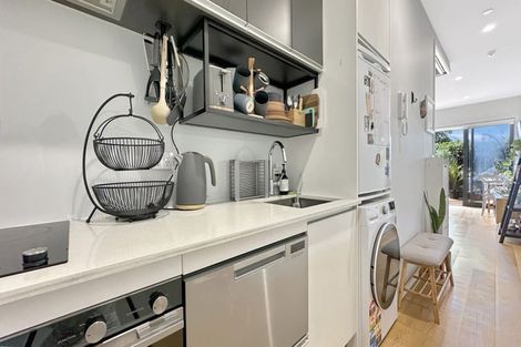 Photo of property in Frank Sargeson Apts, 6/74g Anzac Street, Takapuna, Auckland, 0622