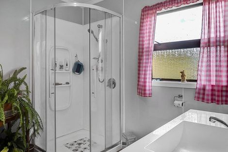 Photo of property in 70 London Street, Eltham, 4322