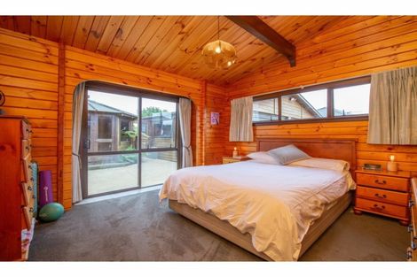 Photo of property in 40 Shenley Drive, Belfast, Christchurch, 8051