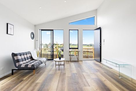 Photo of property in 3a Matakohe Road, Westgate, Auckland, 0814