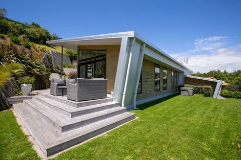 Photo of property in 90b Karina Road, Merrilands, New Plymouth, 4312