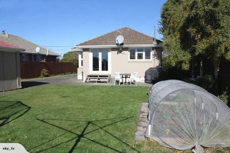 Photo of property in 73 Appleby Crescent, Burnside, Christchurch, 8053