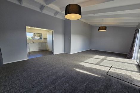 Photo of property in 2/18 Trimble Place, Bell Block, New Plymouth, 4312