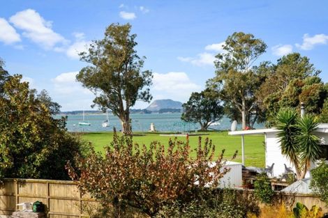 Photo of property in 14 Harbour View Road, Omokoroa, 3114