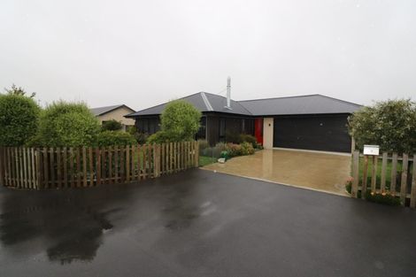 Photo of property in 3 Annie Jane Close, Rolleston, 7614