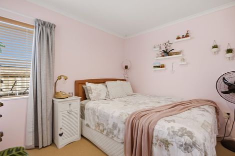 Photo of property in 5 Aranui Drive, Papamoa Beach, Papamoa, 3118