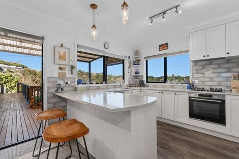 Photo of property in 76 Oteki Park Drive, Welcome Bay, Tauranga, 3112