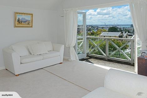 Photo of property in 1/41 Saint Georges Bay Road, Parnell, Auckland, 1052