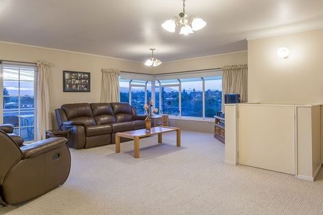 Photo of property in 19 Bellevue Road, Brookfield, Tauranga, 3110