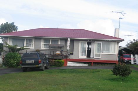 Photo of property in 61 Smiths Avenue, Papakura, 2110