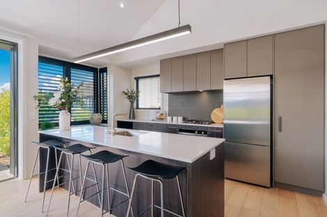 Photo of property in 8 Kokako Lane, Jacks Point, Queenstown, 9371