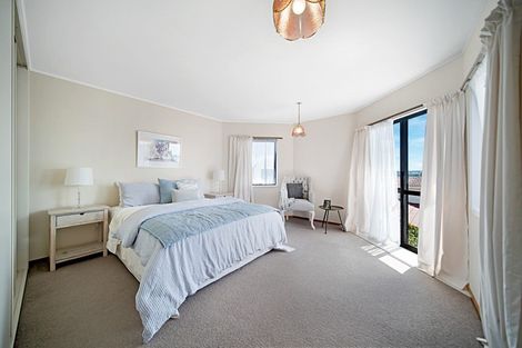 Photo of property in 35 William Bryan Drive, Half Moon Bay, Auckland, 2012