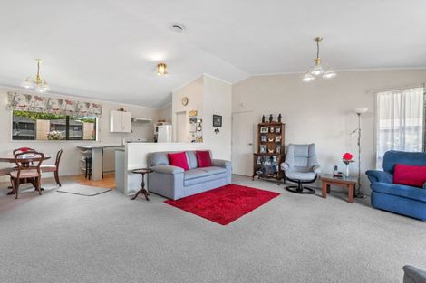 Photo of property in 4 Ashmore Place, Fairy Springs, Rotorua, 3015