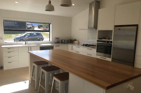 Photo of property in 34 Minaret Ridge, Wanaka, 9305