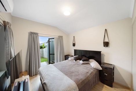 Photo of property in 16 Kuparu Street, Weymouth, Auckland, 2103