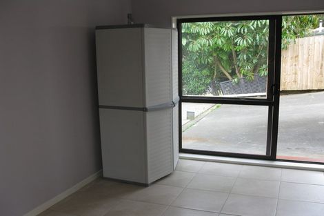 Photo of property in 31 Haseler Crescent, Howick, Auckland, 2014