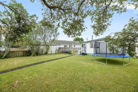 Photo of property in 100 Sturges Road, Henderson, Auckland, 0612