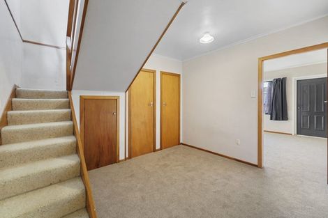 Photo of property in 11 Cumberland Street, Merrilands, New Plymouth, 4312