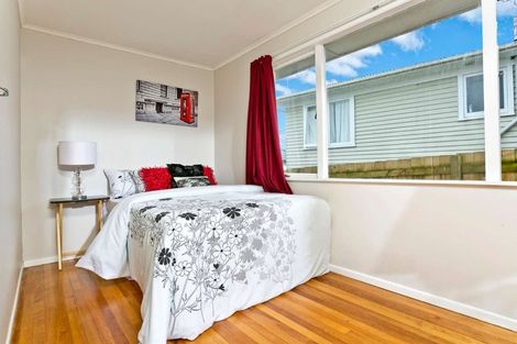 Photo of property in 40 Lyttelton Avenue, Forrest Hill, Auckland, 0620