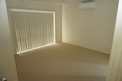 Photo of property in 2/43 Kilimanjaro Drive, Northpark, Auckland, 2013