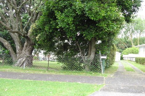 Photo of property in 34 House Avenue, Mangere Bridge, Auckland, 2022