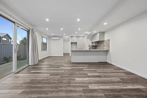 Photo of property in 3/24 Pickering Crescent, Chedworth, Hamilton, 3210