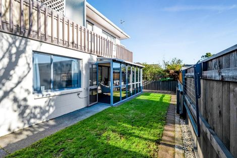 Photo of property in 2/65 Northgate, Strandon, New Plymouth, 4312