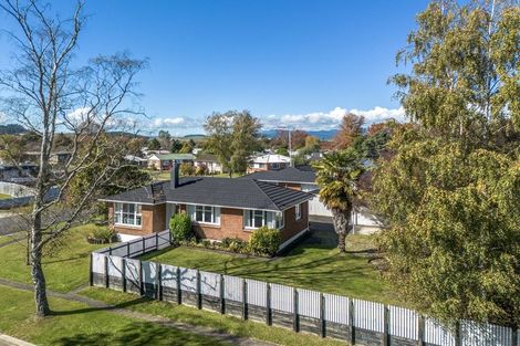 Photo of property in 1 Parekarangi Grove, Turangi, 3334