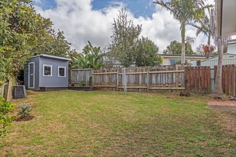 Photo of property in 1/29 Cranston Street, Torbay, Auckland, 0632