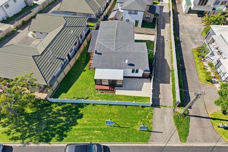 Photo of property in 21 Brixton Road, Manly, Whangaparaoa, 0930