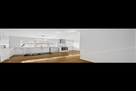 Photo of property in 30 Oregon Drive, Maoribank, Upper Hutt, 5018