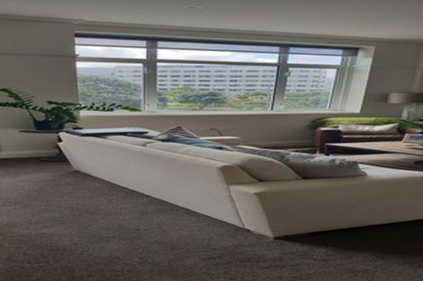 Photo of property in Fountain Court, 4/48 Oriental Parade, Oriental Bay, Wellington, 6011