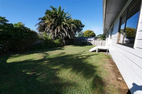 Photo of property in 91 St Annes Crescent, Wattle Downs, Auckland, 2103